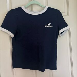 Hollister Cropped Dark Blue Tee with White Trim